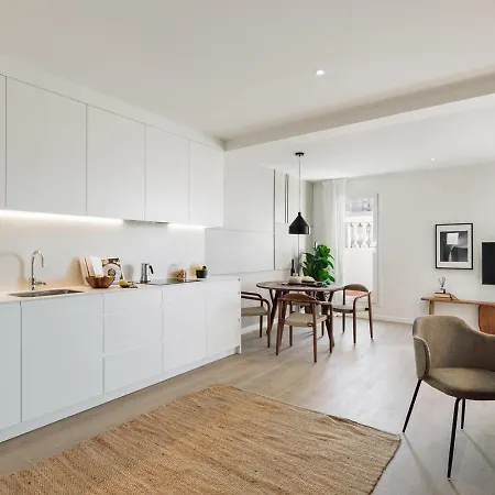 Calella - 1 Bedroom And Terrace In Eixample Dreta