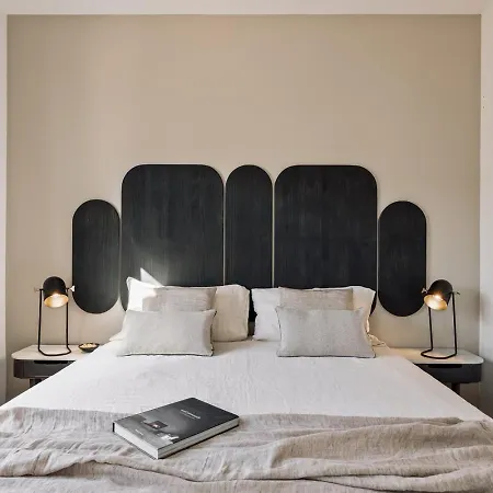 Calella - 1 Bedroom And Terrace In Eixample Dreta דירה