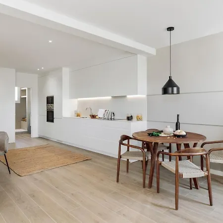 Apartamento Calella - 1 Bedroom And Terrace In Eixample Dreta Barcelona